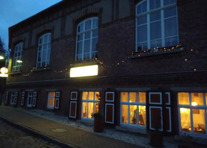 Hotell Zur Eiche Elsteraue